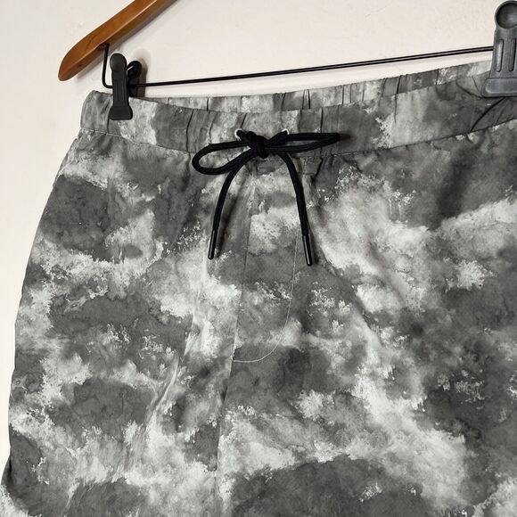 Herschel Alta Shorts Trunks Men's Medium Gray Casual Shorts 7" Inseam Pockets - Picture 4 of 9